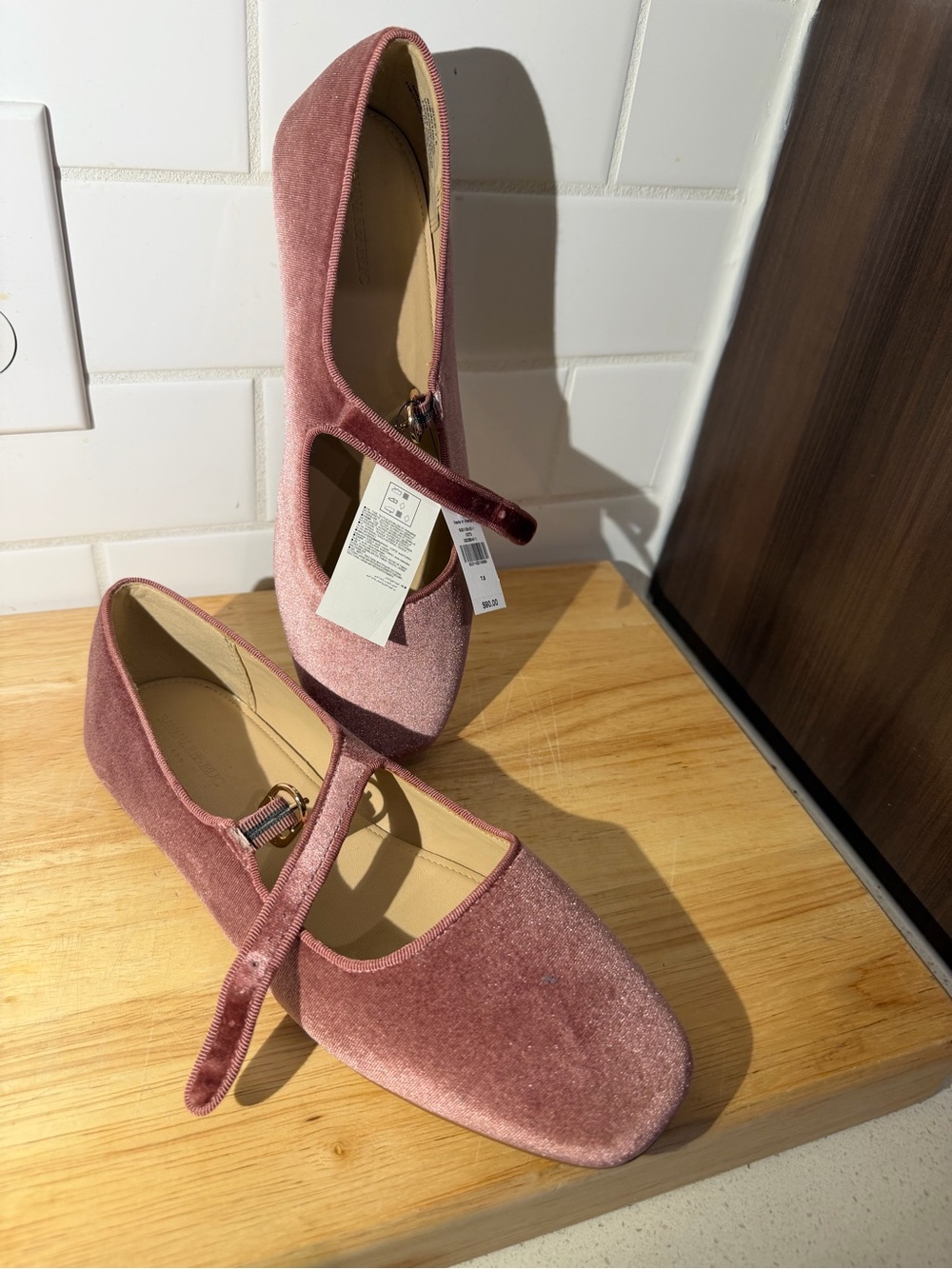 Banana Republic Velvet Mary Jane flat- Size 7.5 - Picture 7 of 12